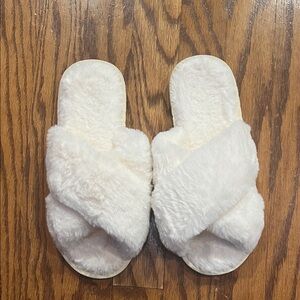 Cozy White Faux Fur Slippers